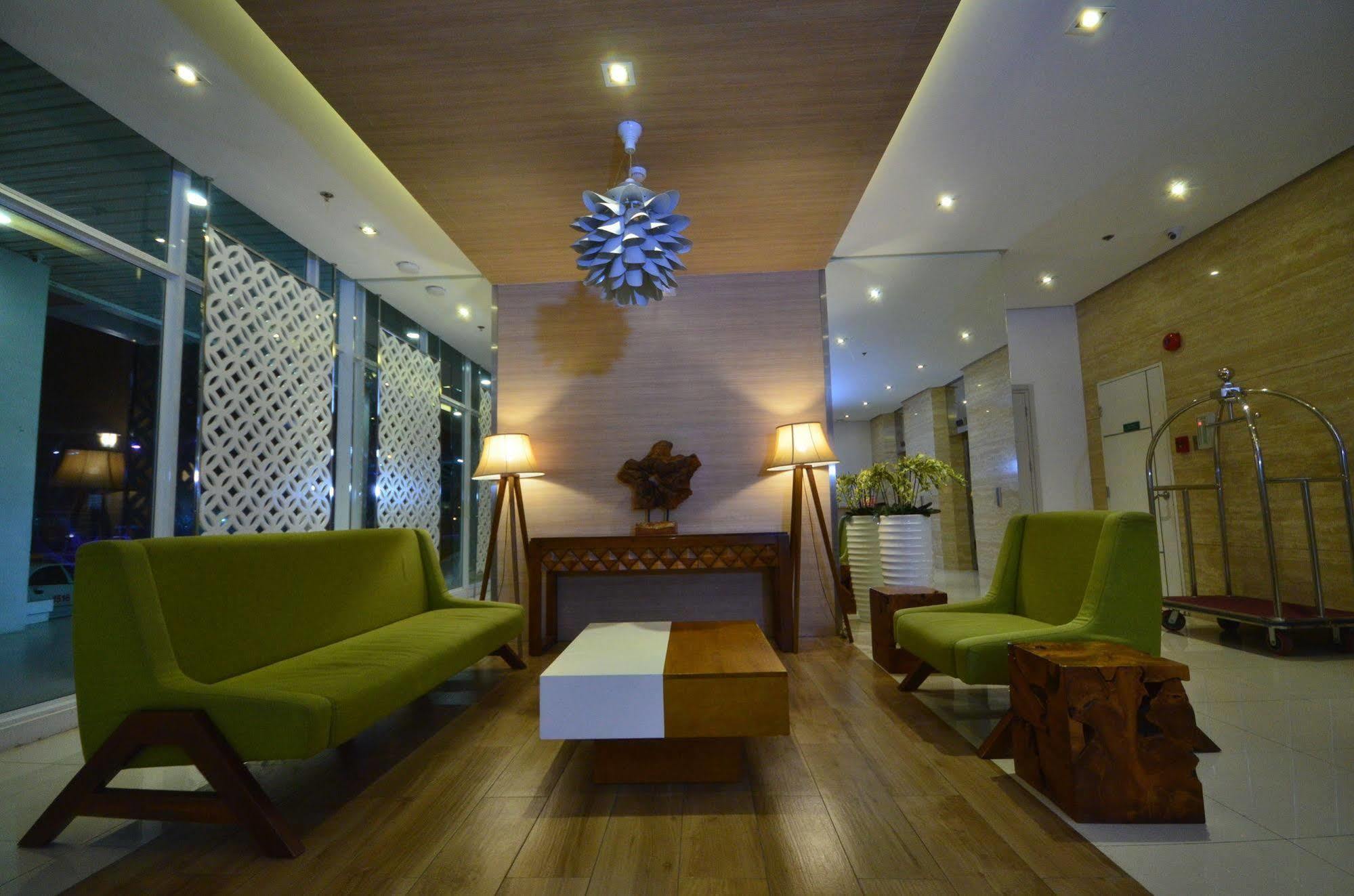 Injap Tower Hotel Iloilo City Dış mekan fotoğraf